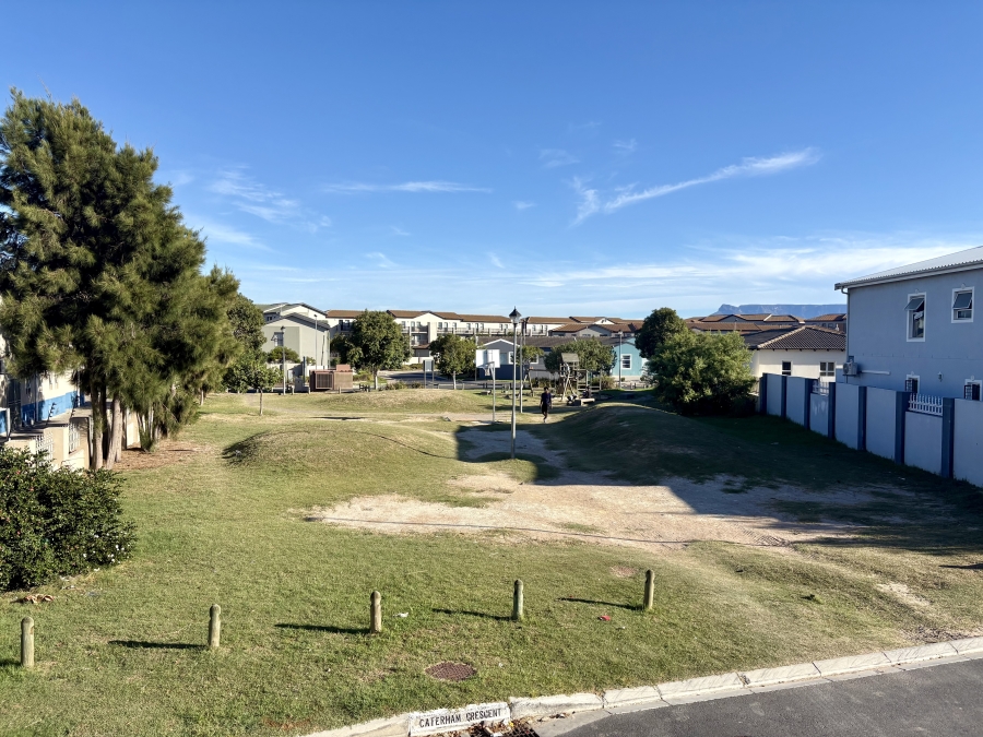 2 Bedroom Property for Sale in Parklands Western Cape